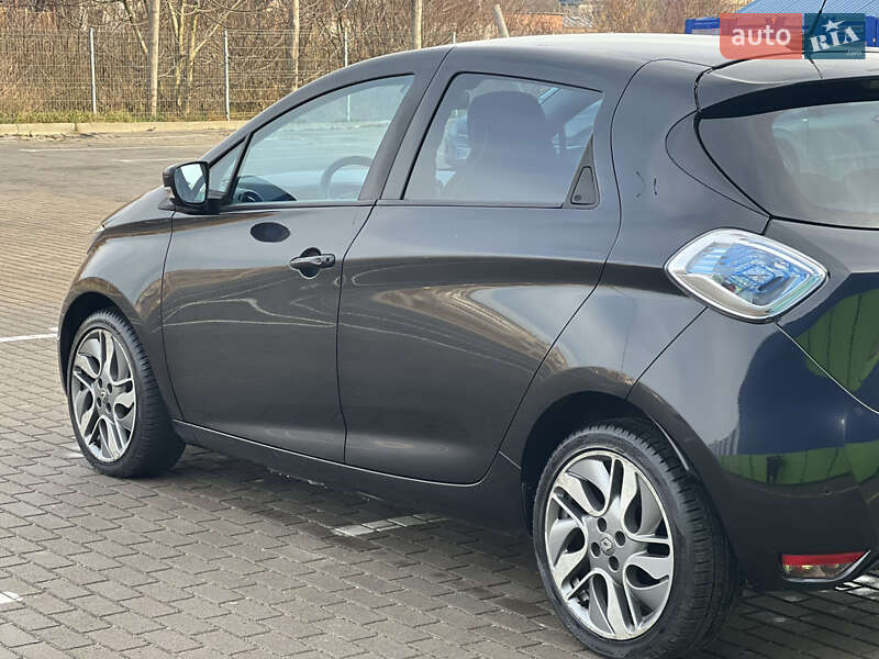 Хэтчбек Renault Zoe 2013 в Дубно