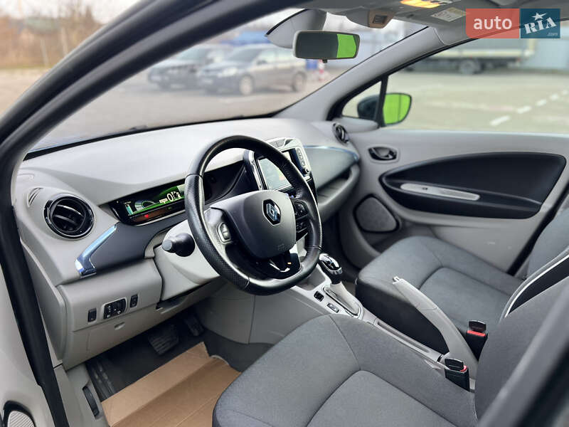 Хэтчбек Renault Zoe 2013 в Дубно