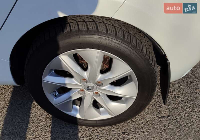 Хэтчбек Renault Zoe 2014 в Одессе фото 12 Хэтчбек Renault Zoe 2014 в Одессе
