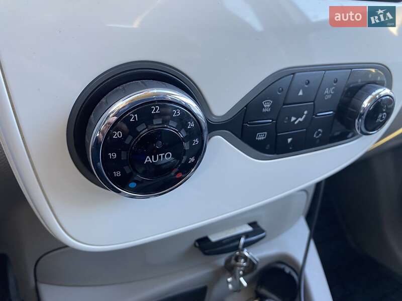 Хетчбек Renault Zoe 2016 в Білій Церкві фото 11 Хетчбек Renault Zoe 2016 в Білій Церкві