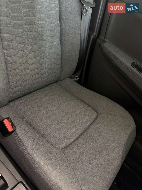 Хэтчбек Renault Zoe 2023 в Ровно фото 8 Хэтчбек Renault Zoe 2023 в Ровно