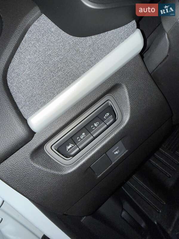 Хэтчбек Renault Zoe 2023 в Ровно фото 29 Хэтчбек Renault Zoe 2023 в Ровно