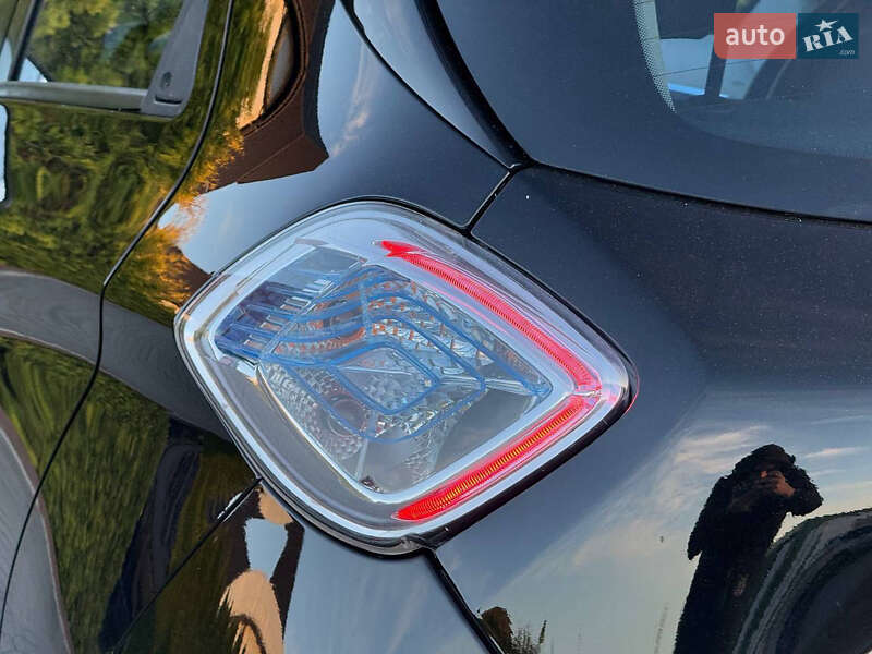 Хэтчбек Renault Zoe 2014 в Стрые фото 23 Хэтчбек Renault Zoe 2014 в Стрые