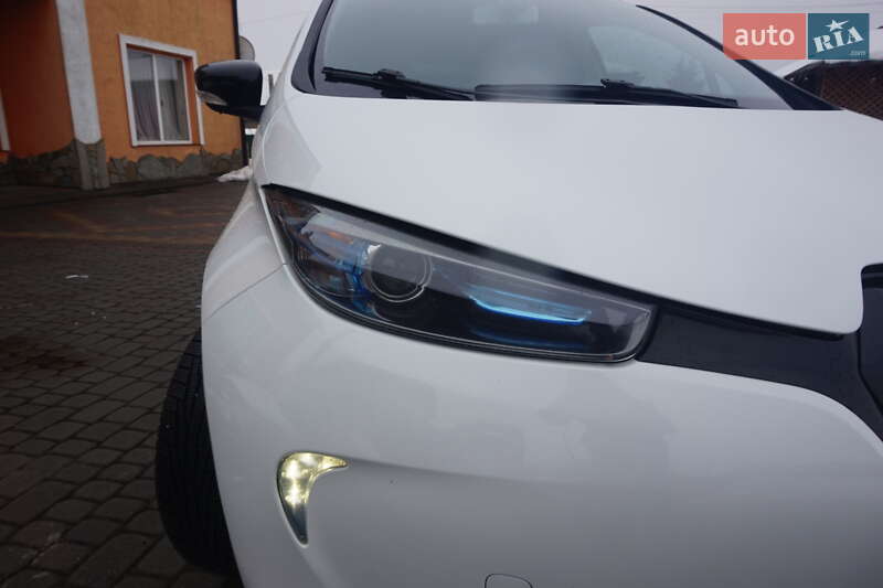 Хэтчбек Renault Zoe 2018 в Самборе