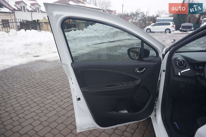 Хэтчбек Renault Zoe 2018 в Самборе