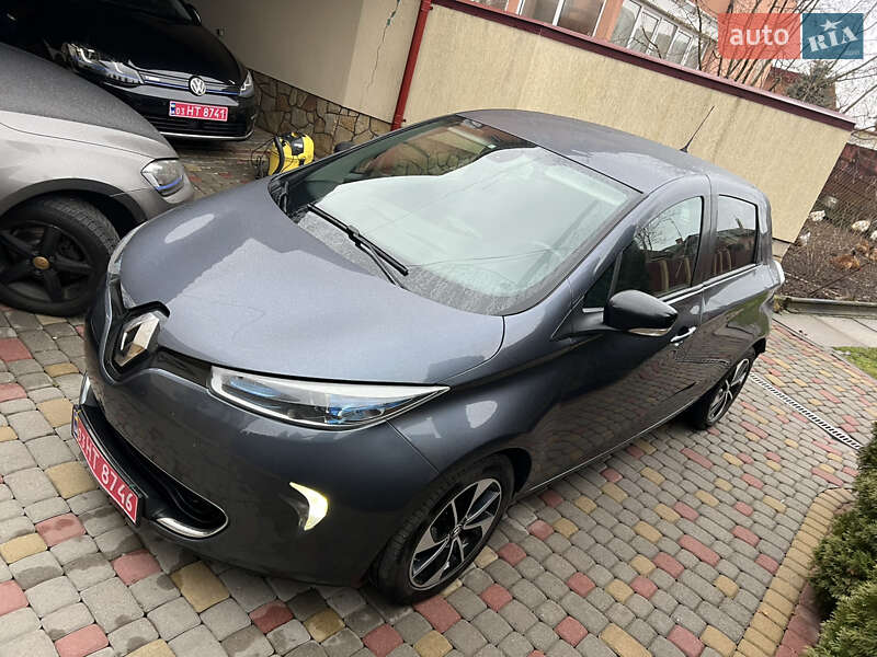 Хэтчбек Renault Zoe 2017 в Львове