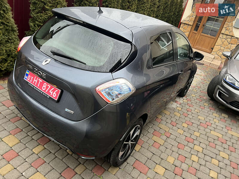 Хэтчбек Renault Zoe 2017 в Львове