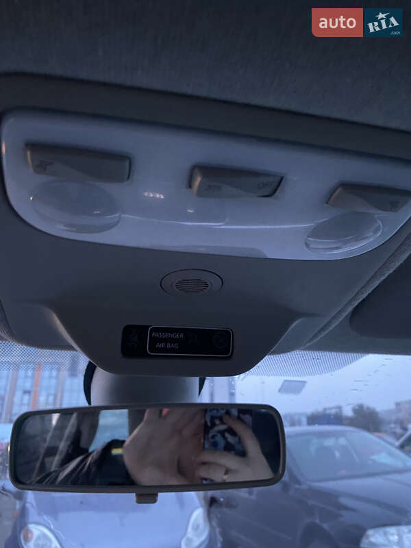 Хетчбек Renault Zoe 2015 в Львові фото 14 Хетчбек Renault Zoe 2015 в Львові