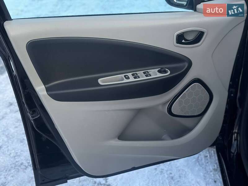 Хэтчбек Renault Zoe 2015 в Ровно