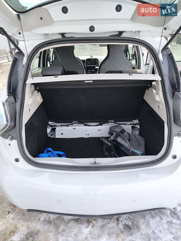 Хэтчбек Renault Zoe 2016 в Львове