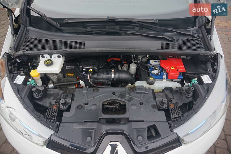 Хетчбек Renault Zoe 2017 в Самборі фото 53 Хетчбек Renault Zoe 2017 в Самборі