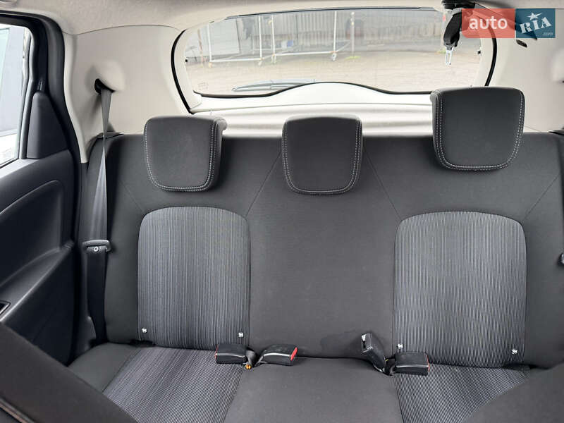 Хэтчбек Renault Zoe 2018 в Одессе фото 16 Хэтчбек Renault Zoe 2018 в Одессе