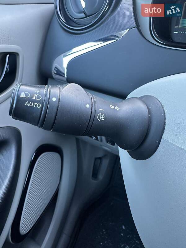 Хетчбек Renault Zoe 2014 в Білогородці фото 31 Хетчбек Renault Zoe 2014 в Білогородці