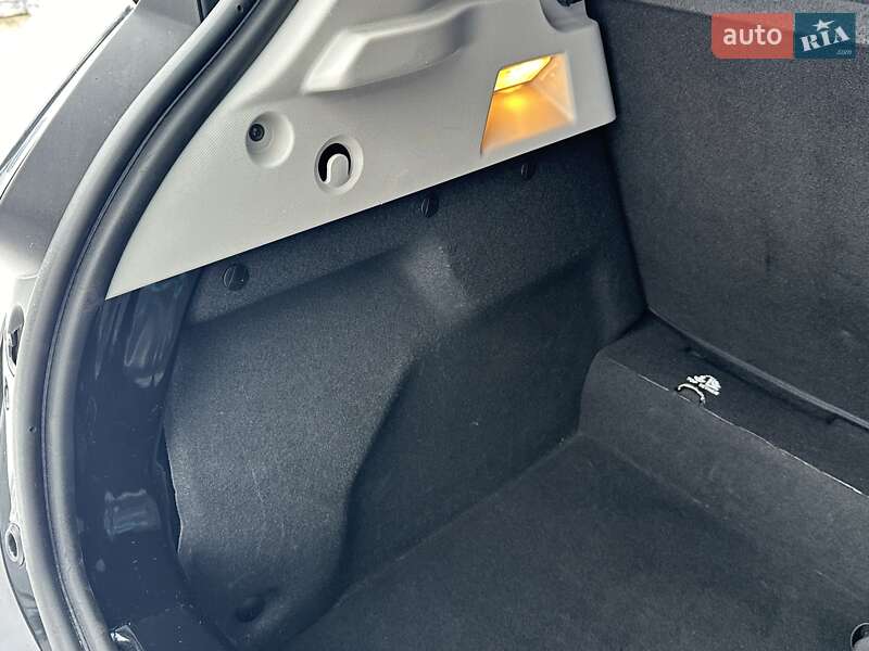 Хэтчбек Renault Zoe 2014 в Ровно фото 113 Хэтчбек Renault Zoe 2014 в Ровно