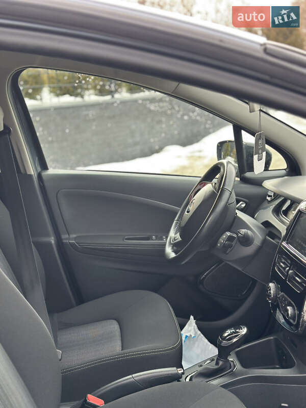 Хэтчбек Renault Zoe 2018 в Львове