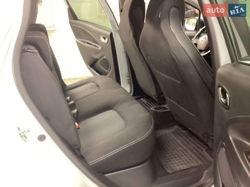 Хэтчбек Renault Zoe 2018 в Луцке