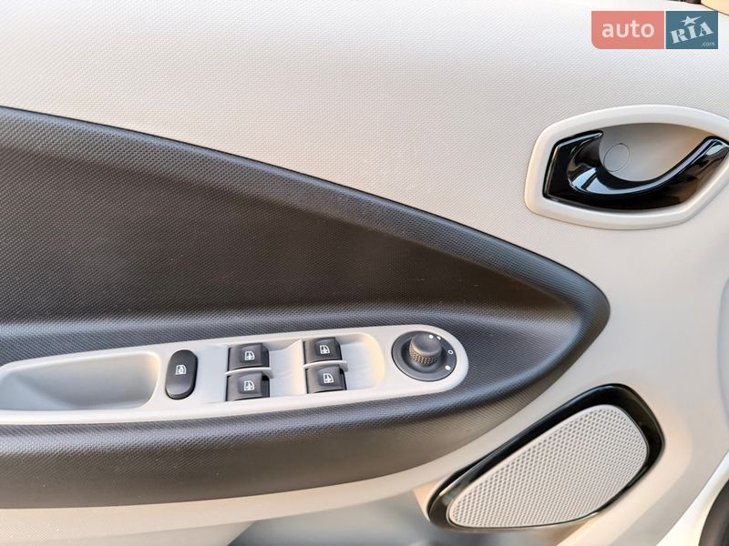 Хэтчбек Renault Zoe 2014 в Радивилове