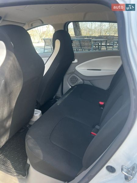 Хэтчбек Renault Zoe 2016 в Ровно