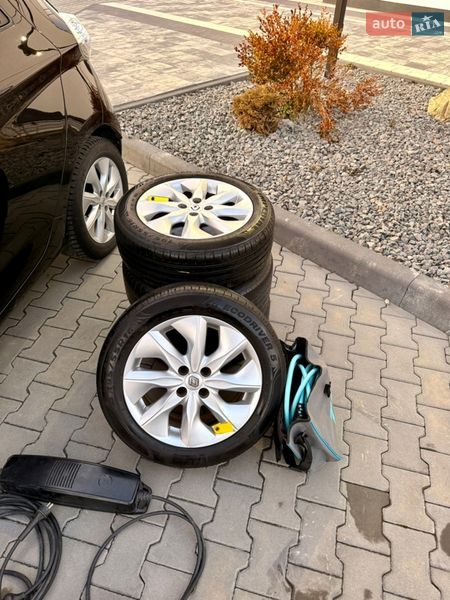 Хэтчбек Renault Zoe 2015 в Луцке