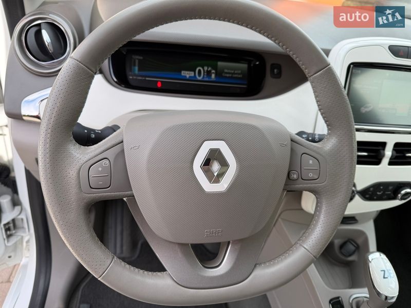 Хэтчбек Renault Zoe 2018 в Львове