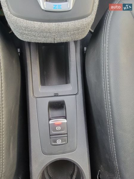 Хэтчбек Renault Zoe 2019 в Львове