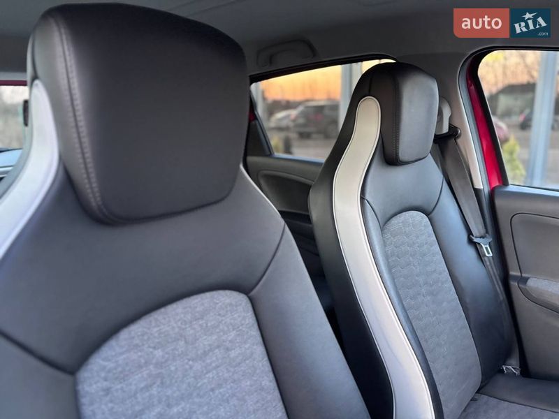 Хетчбек Renault Zoe 2019 в Коломиї