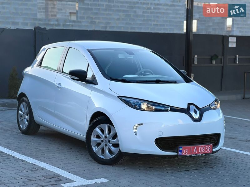 Хэтчбек Renault Zoe 2018 в Дубно