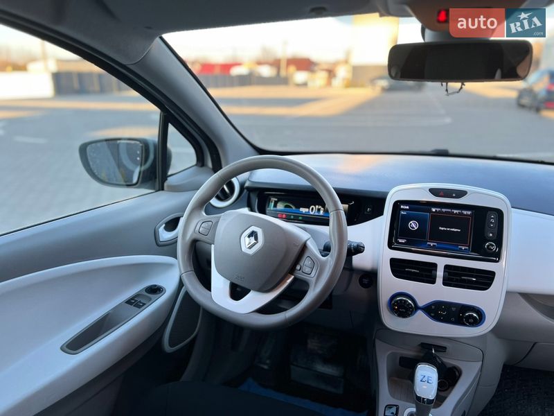 Хэтчбек Renault Zoe 2018 в Дубно