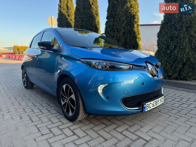 Хэтчбек Renault Zoe 2017 в Городке
