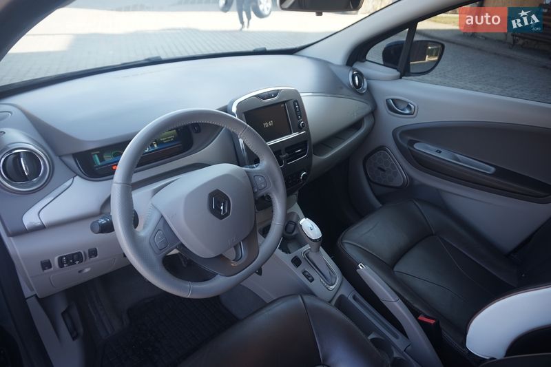 Хэтчбек Renault Zoe 2018 в Самборе