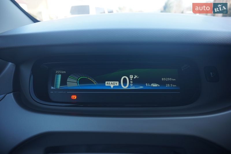 Хэтчбек Renault Zoe 2018 в Самборе