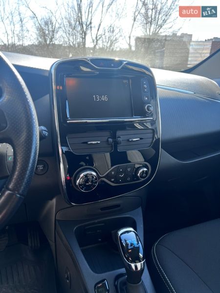 Хэтчбек Renault Zoe 2017 в Кропивницком