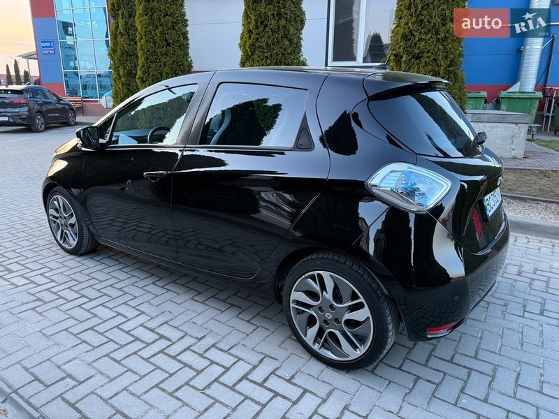 Хэтчбек Renault Zoe 2015 в Львове