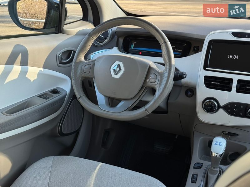 Хэтчбек Renault Zoe 2017 в Киеве