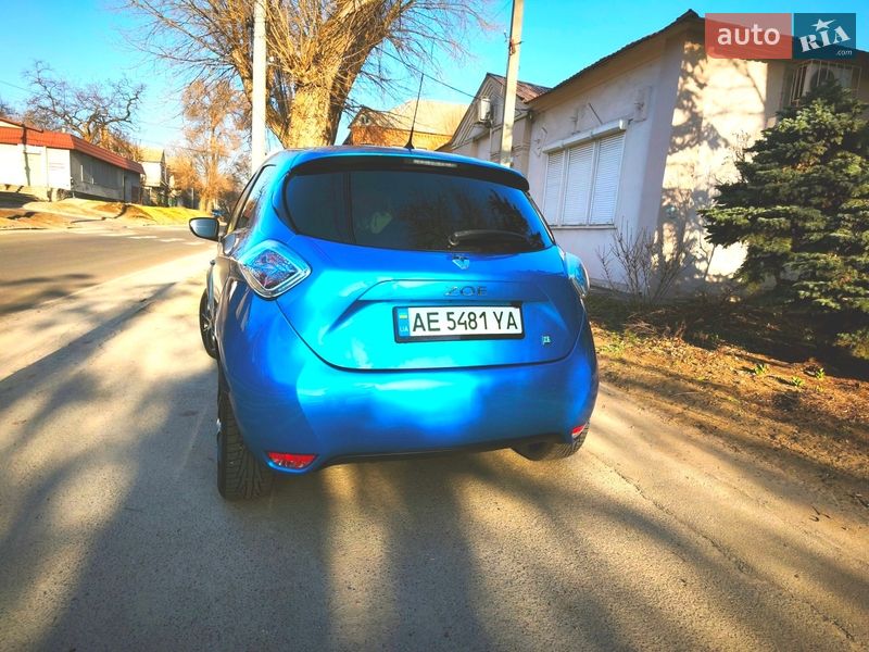 Хэтчбек Renault Zoe 2016 в Днепре