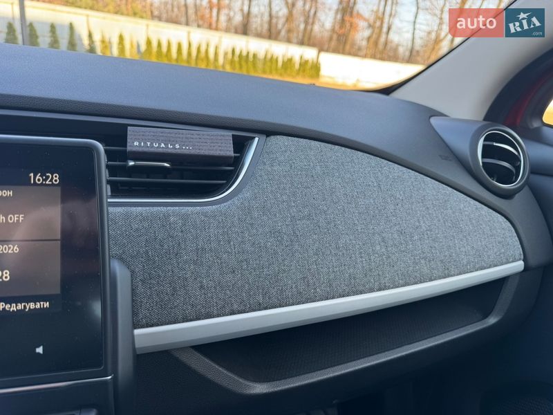 Хэтчбек Renault Zoe 2019 в Луцке фото 27 Хэтчбек Renault Zoe 2019 в Луцке