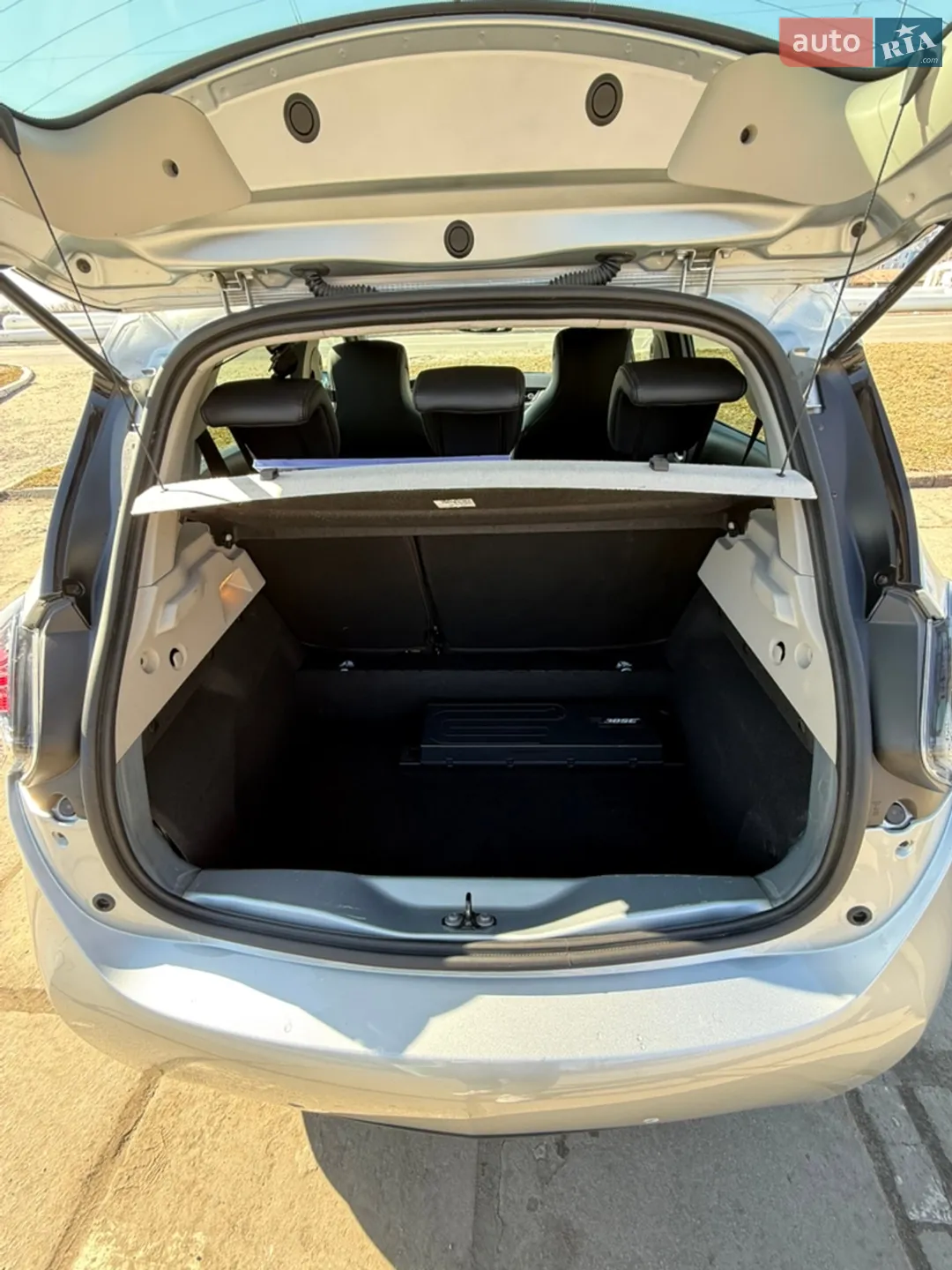 Renault Zoe 2019 VIN VF1AG000263197680 фото оголошення 12 з 16