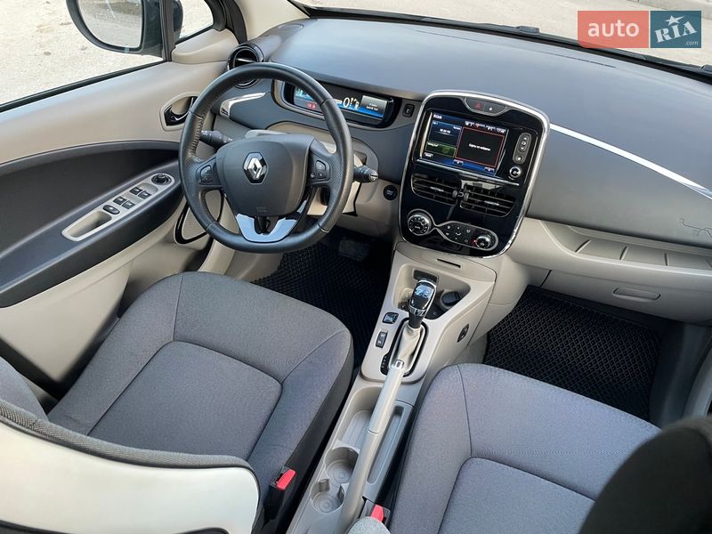 Хетчбек Renault Zoe 2016 в Тернополі