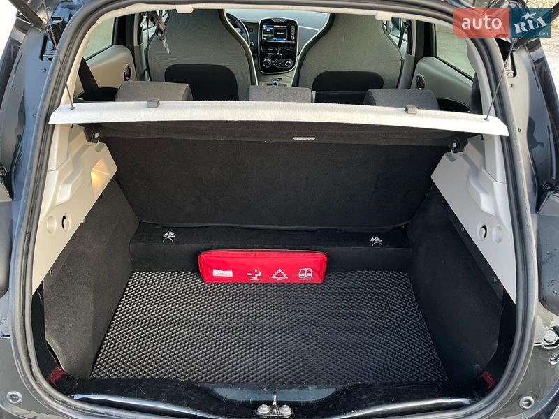 Хетчбек Renault Zoe 2016 в Тернополі