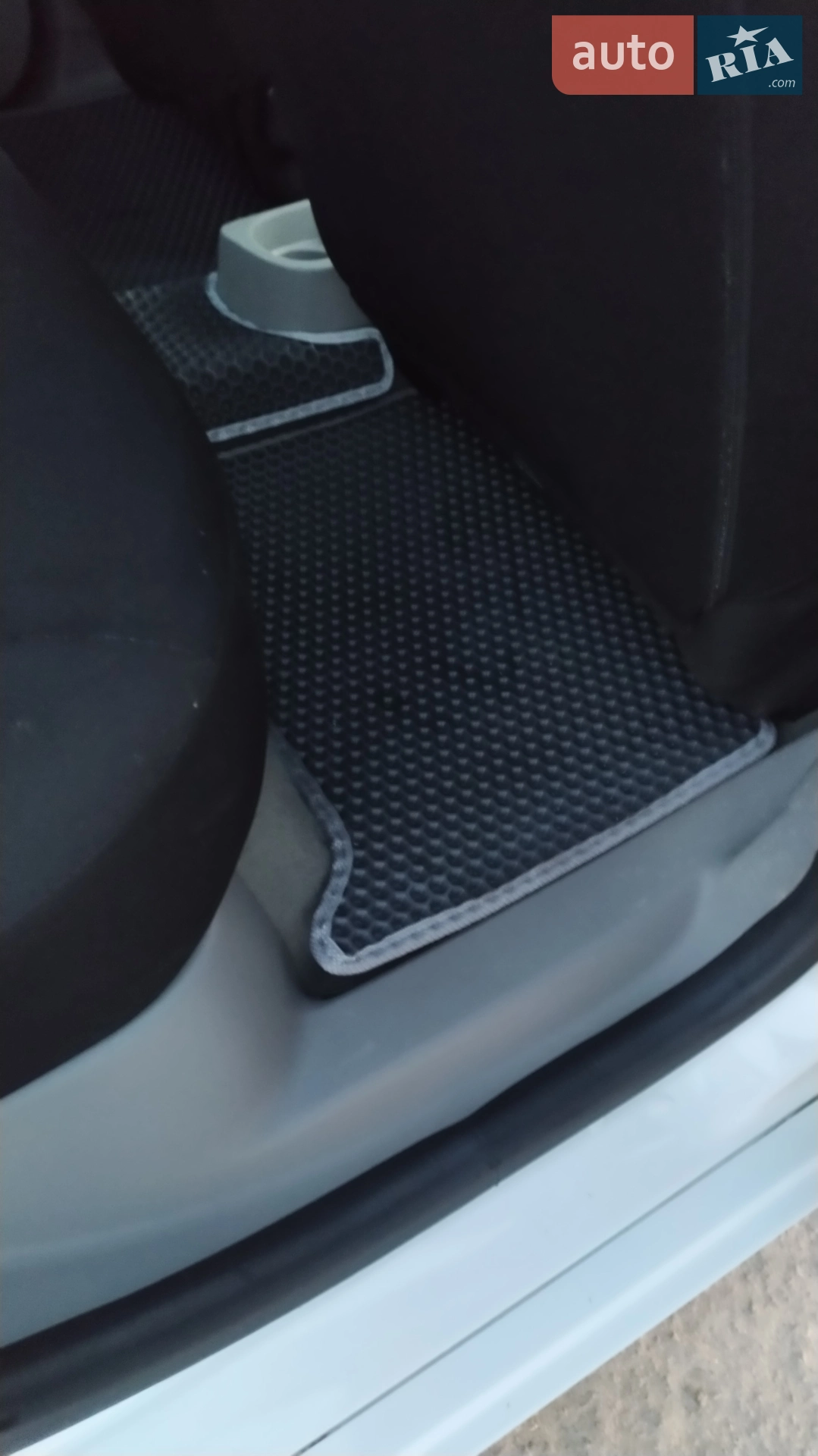 2018 Renault ZOE - мініатюра 16