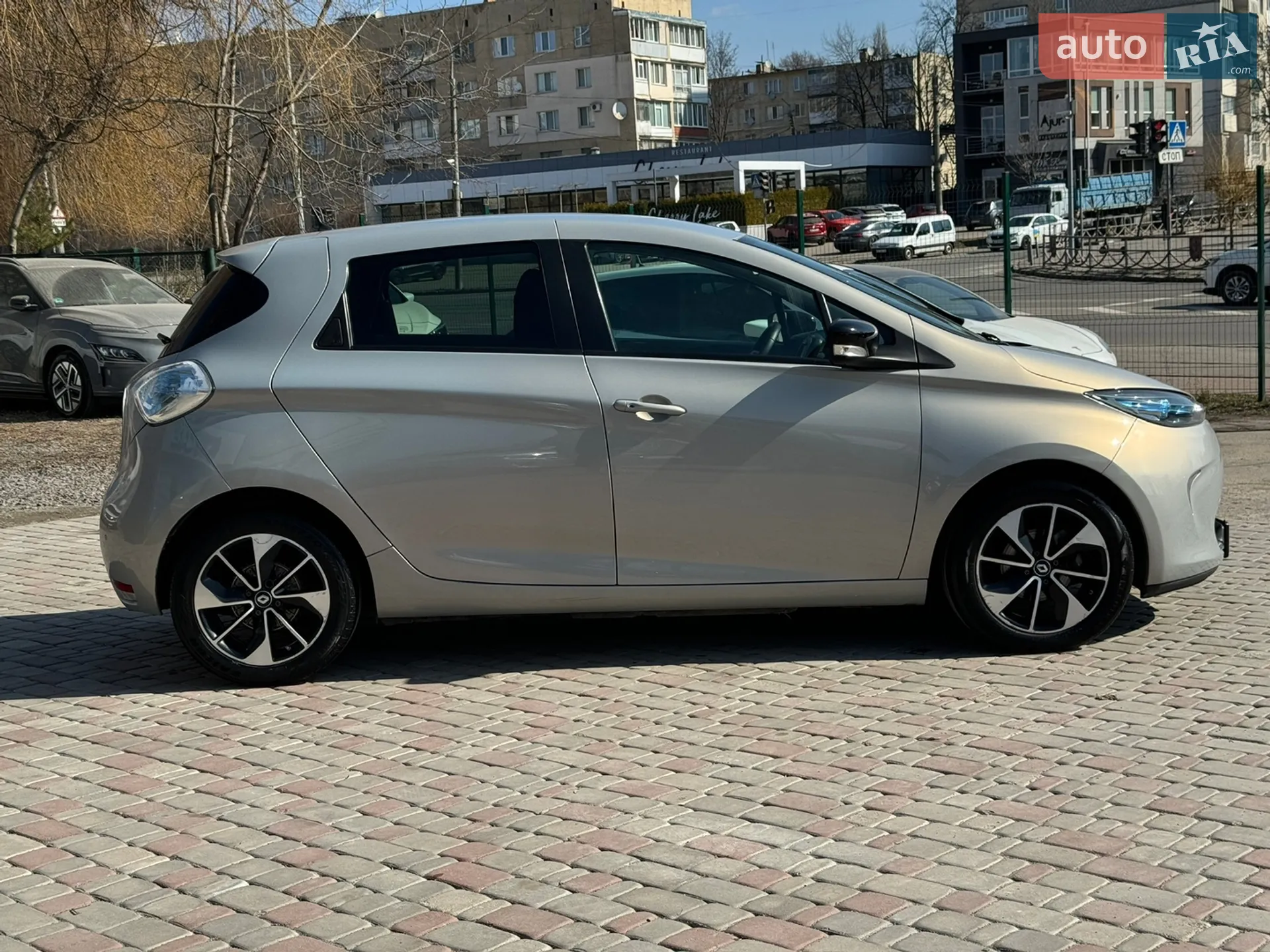 2016 Renault ZOE - мініатюра 10