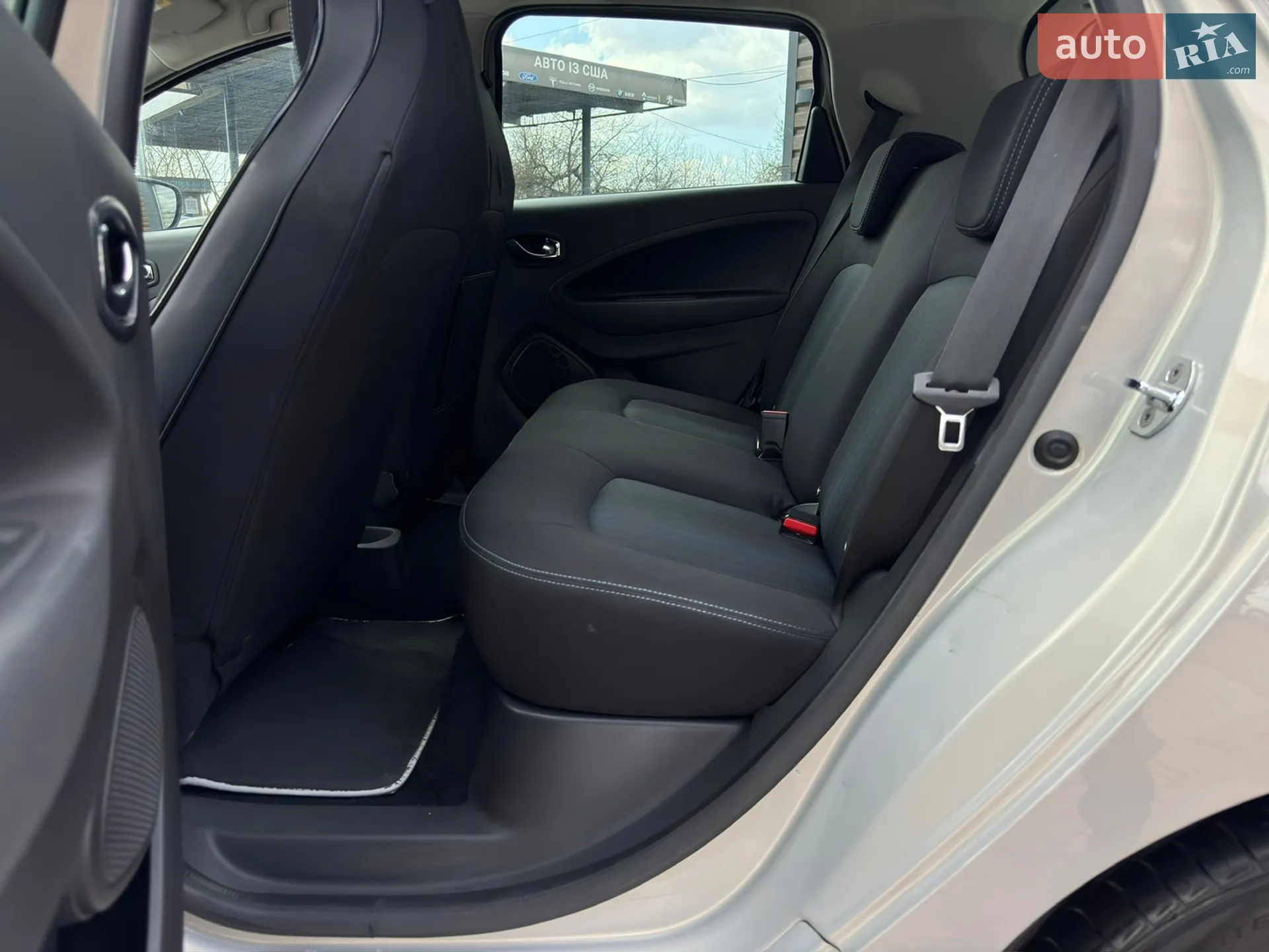 2016 Renault ZOE - мініатюра 18
