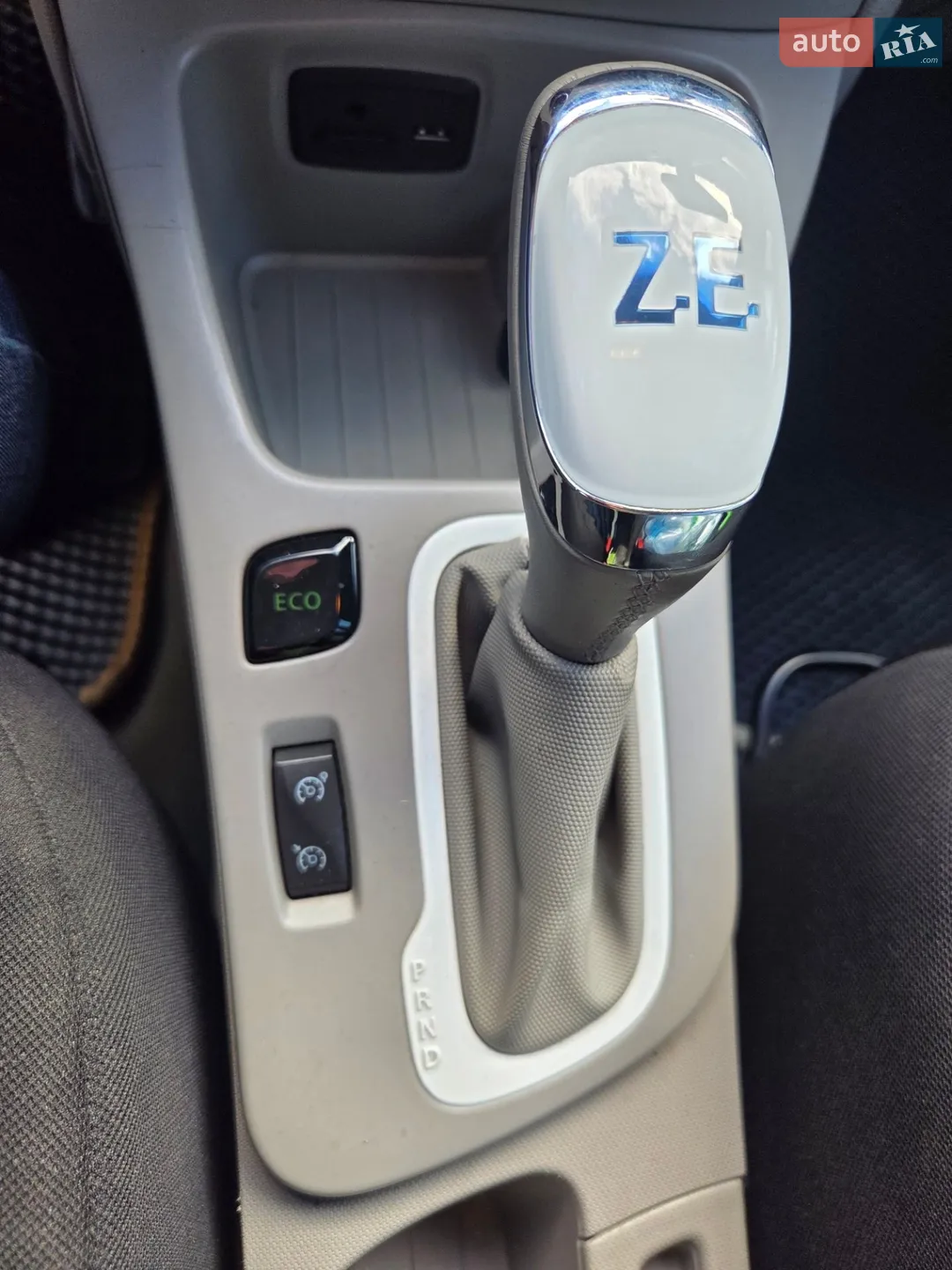 2014 Renault ZOE - мініатюра 8