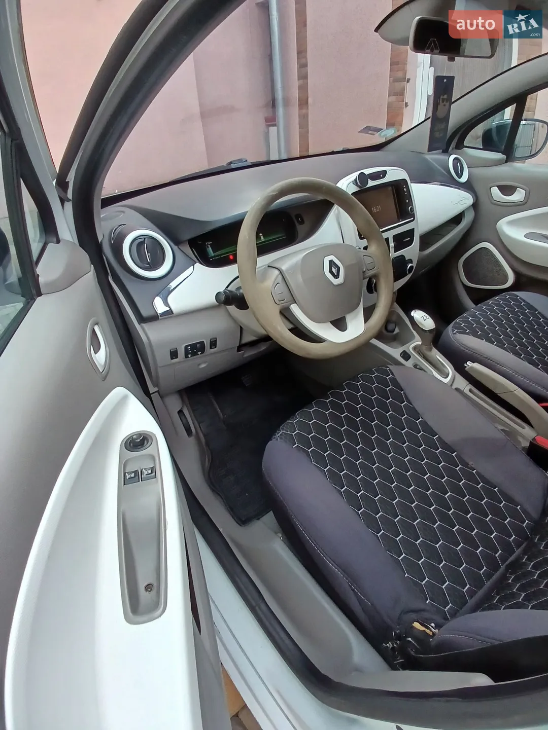 2015 Renault ZOE - мініатюра 10
