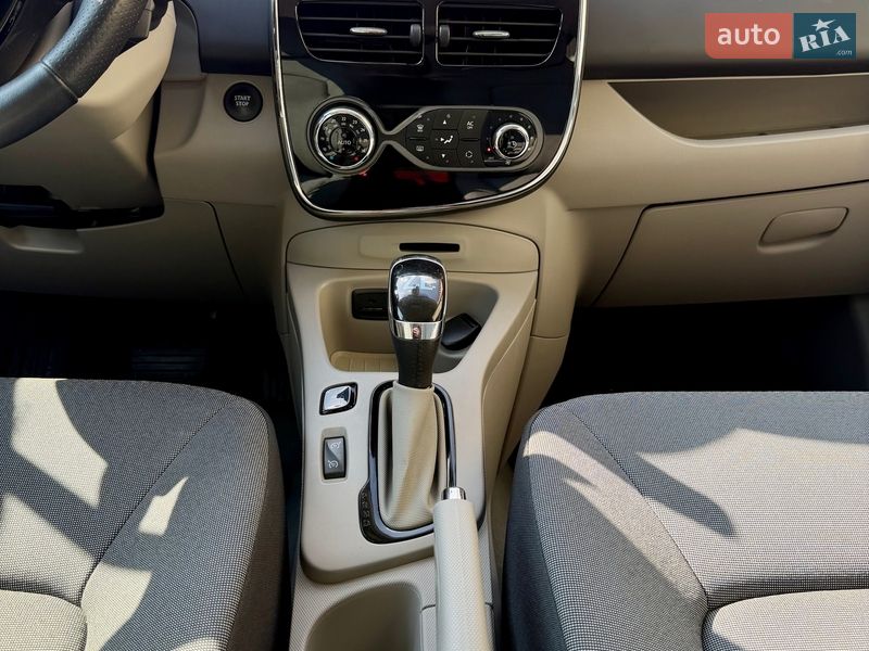 Хэтчбек Renault Zoe 2014 в Ровно