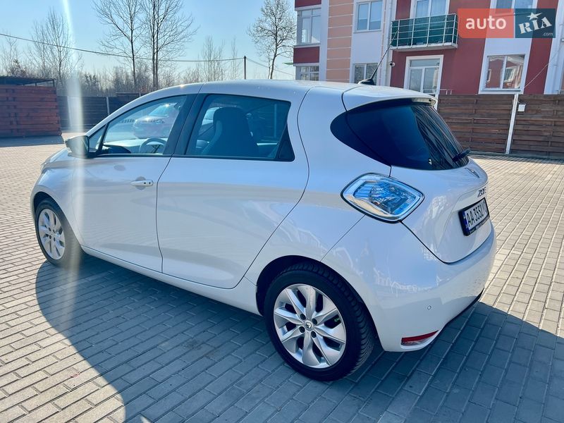 Хэтчбек Renault Zoe 2015 в Киеве фото 4 Хэтчбек Renault Zoe 2015 в Киеве