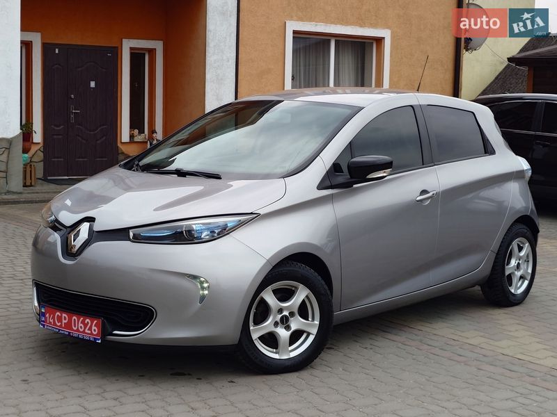 Хэтчбек Renault Zoe 2016 в Самборе