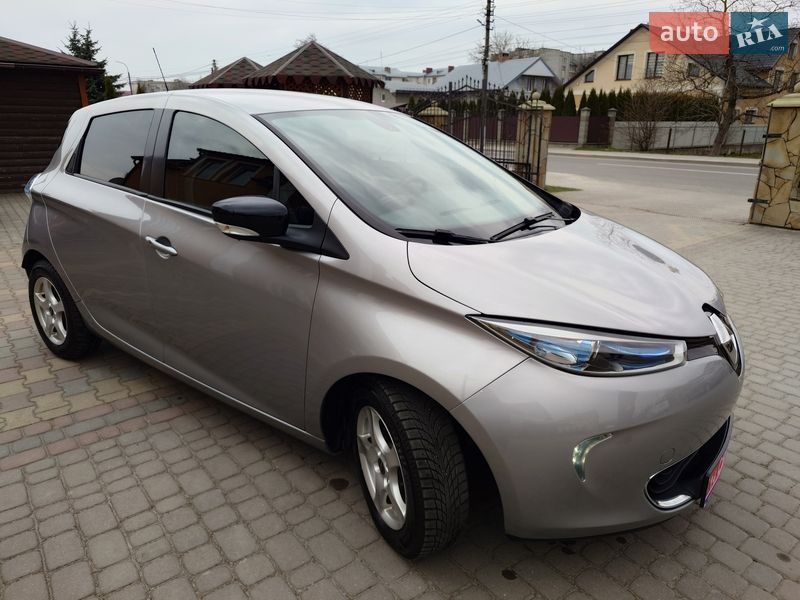 Хэтчбек Renault Zoe 2016 в Самборе