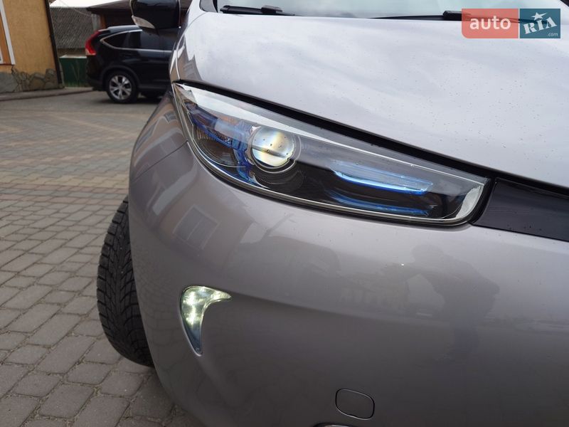 Хэтчбек Renault Zoe 2016 в Самборе