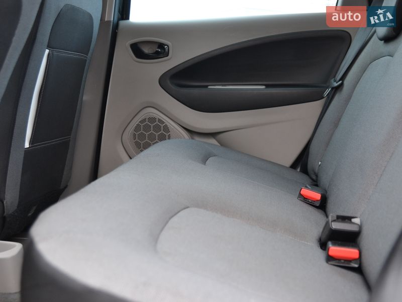 Хетчбек Renault Zoe 2015 в Луцьку
